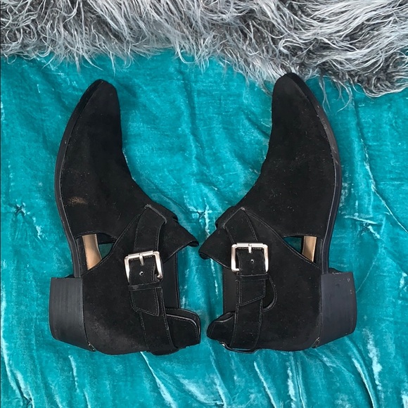 Michael Kors Booties - Picture 6 of 9